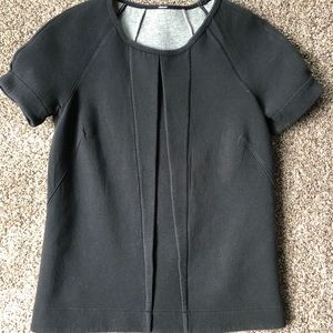 Women’s lululemom short sleeve